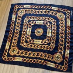CHANEL シルクスカーフ チェーンデザイン CHANEL シルクスカーフ チェーンデザイン