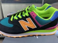 ニューバランス スニーカー 574のサムネイル