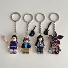 ストレンジャーシングス ミニフィグ キーホルダー 4個セット - メルカリ