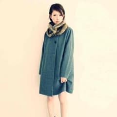 KBF ファーティペット付きコートのサムネイル