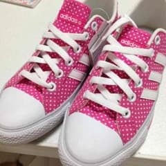adidasシューズ♡のサムネイル