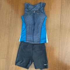 フィットネス　水着　NIKEのサムネイル