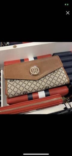 tommy hilfiger 財布のサムネイル
