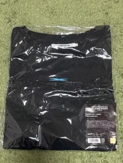 【新品未開封】ルセラフィム クロップドTシャツ 2023 FLAME RISESのサムネイル