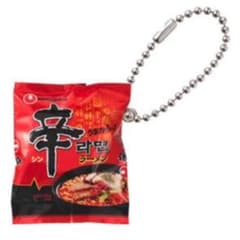 農心 袋麺ミニチュアチャームコレクション 辛ラーメン ガチャガチャのサムネイル