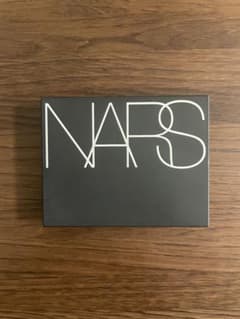 NARS ライトリフレクティング セッティングパウダー 10gのサムネイル