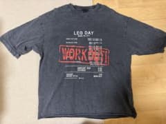 LYFT LEG DAY VINTAGE EXTRA BIG Tシャツのサムネイル