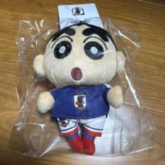 クレヨンしんちゃん　サッカー日本代表　コラボ　ぬいぐるみマスコット　JFAのサムネイル