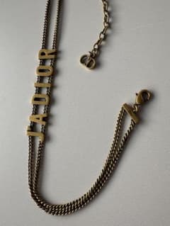 Dior ロゴ ネックレス