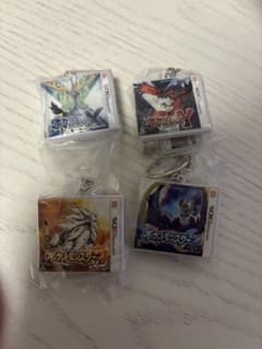Pokémon Package & Cartridge Keychain Collection