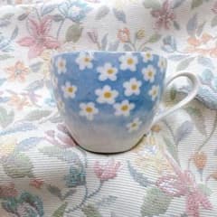 美濃焼 三峰 花柄コーヒーカップ １個のサムネイル