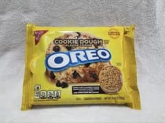 オレオ oreo クッキードウ味 アメリカお菓子 日本未発売 新品未開封のサムネイル