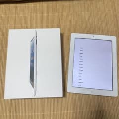 Apple iPad 第4世代 Wi-Fi+Cellular 16GBのサムネイル