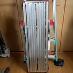 足場になるキャタツ！未使用品です！のサムネイル