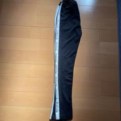 コンバース 黒パンツのサムネイル