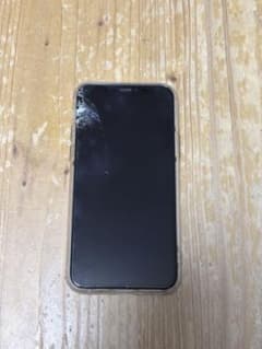 iPhone 11Pro本体 画面ひび割れ 値下げ⭕️ - メルカリ