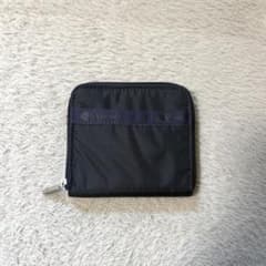 LeSportsac レスポートサック 二つ折り財布のサムネイル