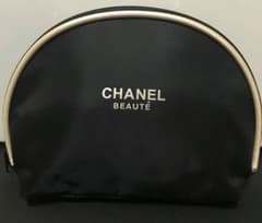 CHANELポーチのサムネイル