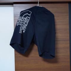 THE NORTH FACE ショートパンツ ブラックのサムネイル