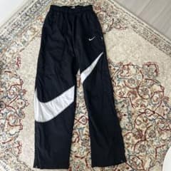 NIKE ナイロンパンツ ブラック Sサイズのサムネイル