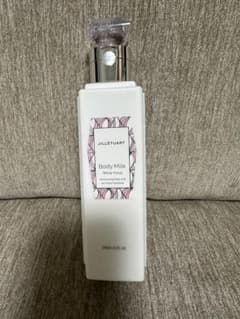 JILLSTUART ボディミルクのサムネイル
