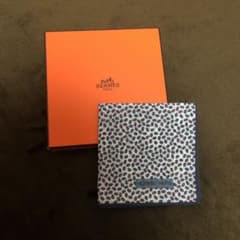 【新品/タグ付き】HERMES ハンカチ エルメスのサムネイル