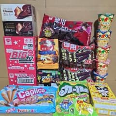 お菓子 まとめ売り アミューズメント景品 ② - メルカリ