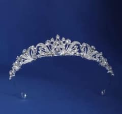 ティアラ へアクセサリー ウェディング 花嫁 結婚式 ブライダル 髪飾りのサムネイル