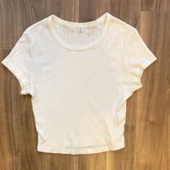GU 半袖Tシャツのサムネイル