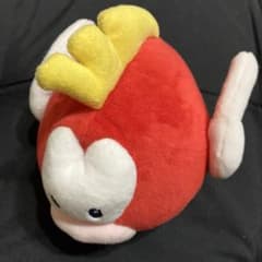 赤いぬいぐるみ 黄色の羽根のサムネイル