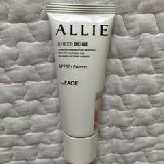 処分前‼️お値下げ‼️ALLIE クロノビューティカラーチューニングUV03のサムネイル