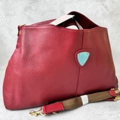 タグ付✨未使用保管品 ATAO エルヴィ 2way トートバッグ シボ革 レッド タグ付✨未使用保管品 ATAO エルヴィ 2way トートバッグ シボ革 レッド