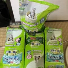 ペットシート・砂のサムネイル