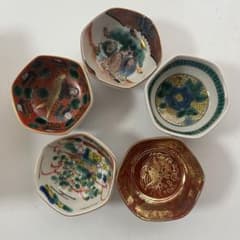 九谷焼　石川県　組盃　セット　五彩　お猪口　陶寿　未使用　極美品 九谷焼 石川県 組盃 セット 五彩 お猪口 陶寿 未使用 極美品 - メルカリ