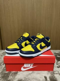 NIKE DUNK LOW ミシガンのサムネイル