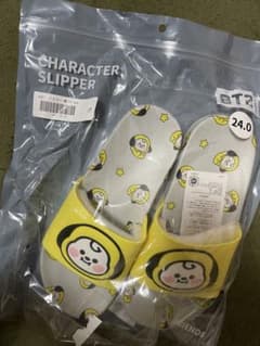 BT21 キャラクター スリッパ 24.0のサムネイル
