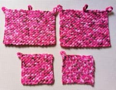 ハンドメイド アクリルたわし 4枚セット ピンク系 Fのサムネイル