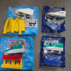 ☆新品・未使用☆ ハッピーセット プラレール 4種のサムネイル
