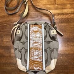 COACH ショルダーバッグのサムネイル