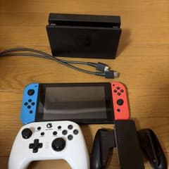 Nintendo Switch 本体 ネオンブルー・ネオンレッドのサムネイル