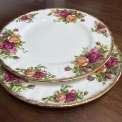 Royal Albert プレート 2枚セット ローズ柄 金彩のサムネイル