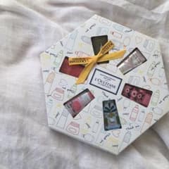 ロクシタン　ハンドクリームのサムネイル