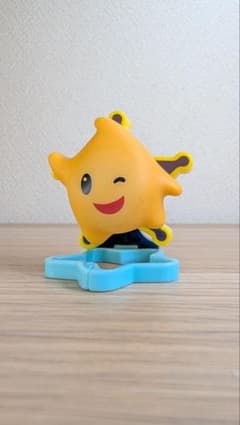 星型キャラクター フィギュア マスコットのサムネイル