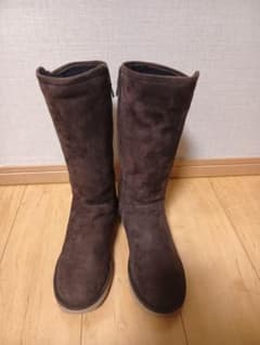 UGG ABREE アブリー サイドジップ ロング ムートンブーツ - メルカリ
