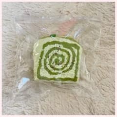 kikisquishy ぐるぐる抹茶トースト スクイーズのサムネイル