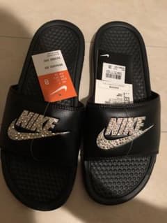 Nike べナッシ　スワロフのサムネイル