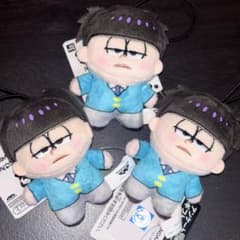 【新品 タグ付き✨️】おそ松さん ほわぬい スーツ ぬいぐるみ マスコット 一松