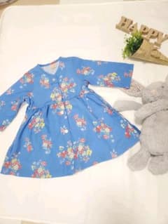 花柄ワンピース　カーディガンのサムネイル