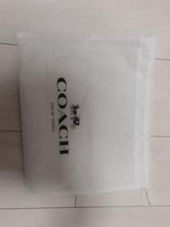 coachの財布などをいれる袋のサムネイル