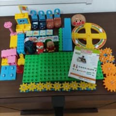 アンパンマンブロック おおきな観覧車のくるくる遊園地ブロックバケツのサムネイル